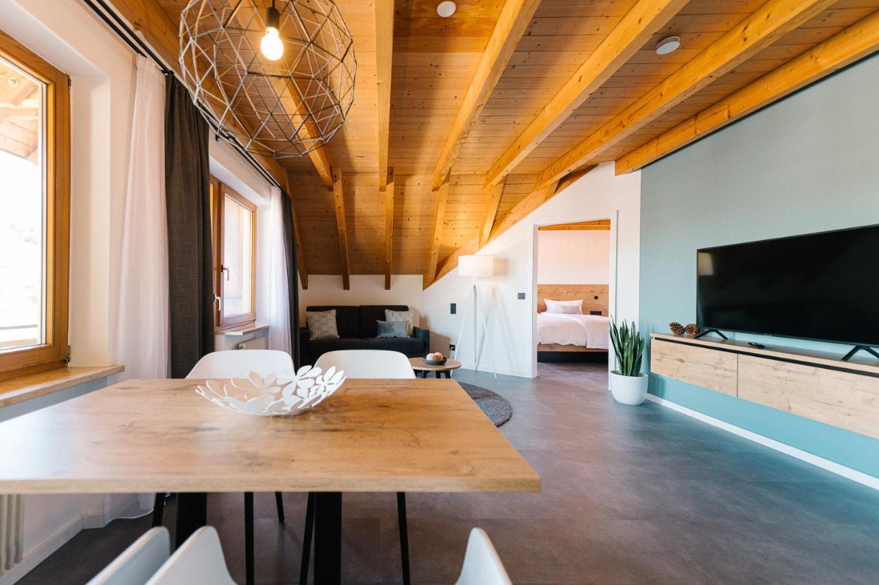 Moderne 2 Zi.-Fewo Blackforest Art Naehe Freiburg Simonswald Dış mekan fotoğraf